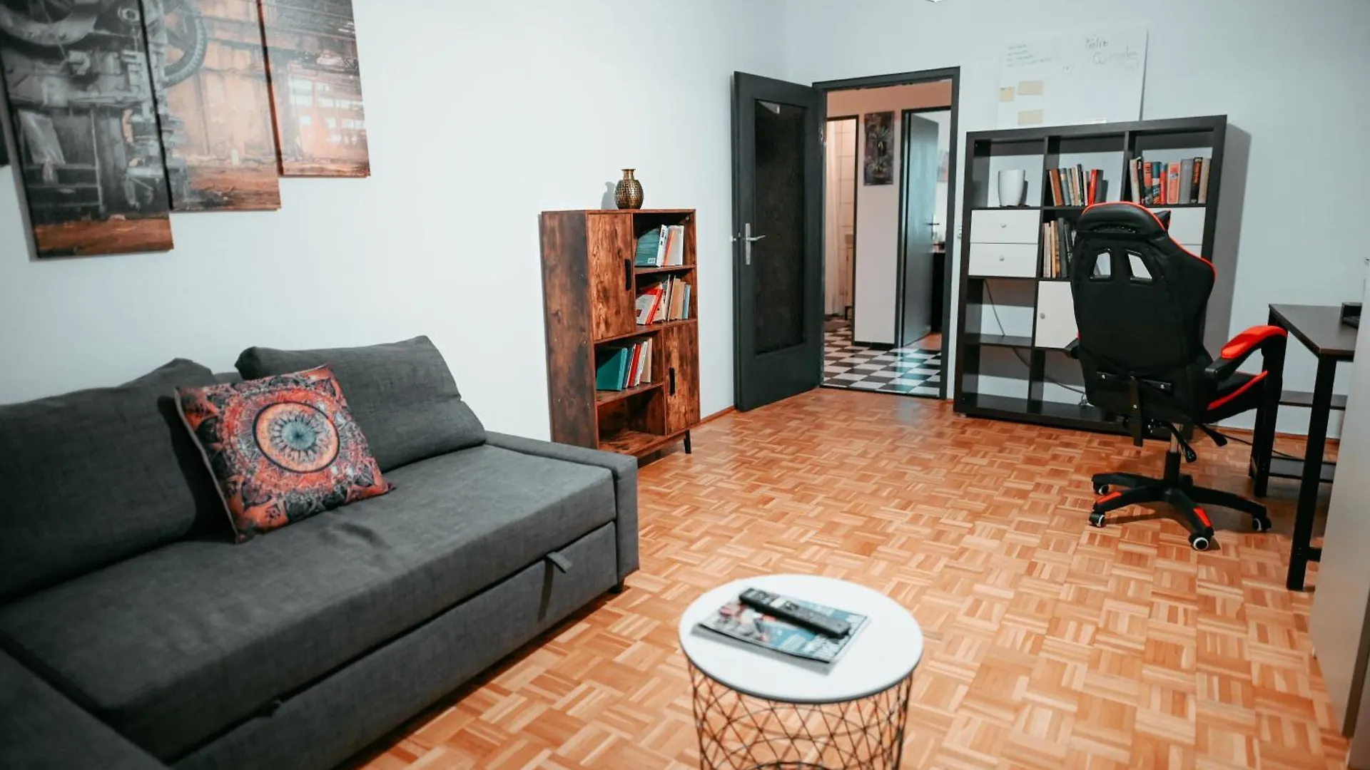 Apartment Schoenbrunn Story Vienna Austria